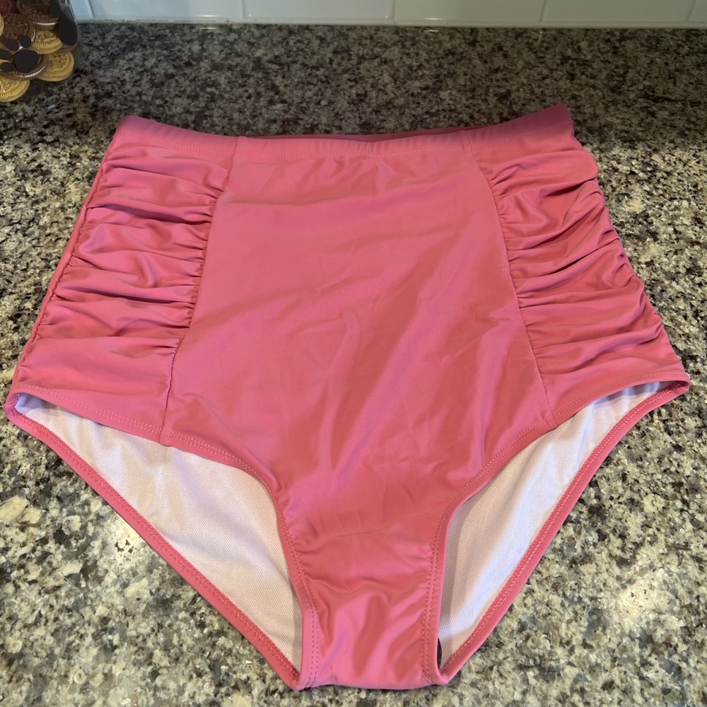 Coral reef -blush High wasted bottoms